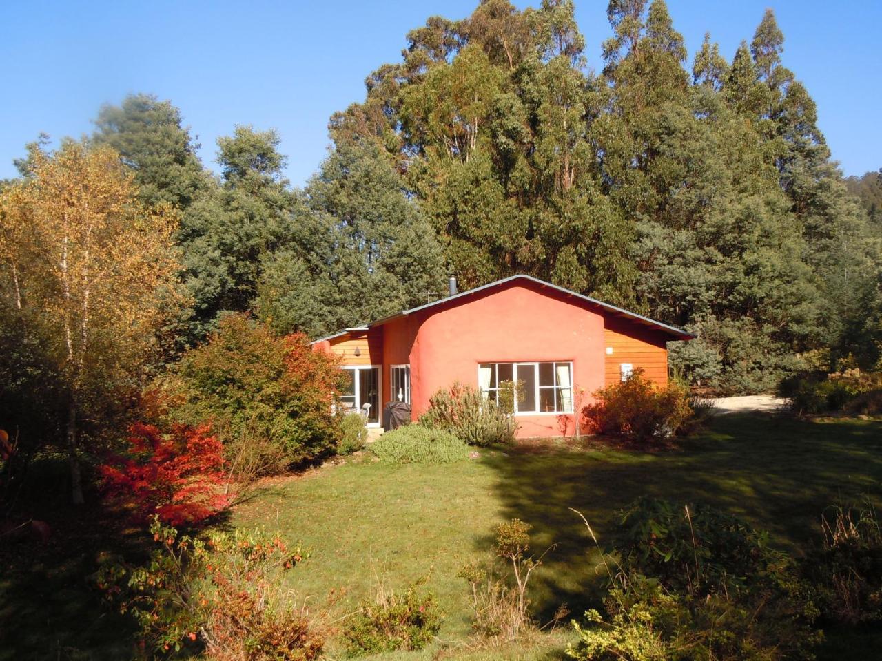 Whispering Spirit Holiday Cottages & Mini Ponies Franklin Екстер'єр фото